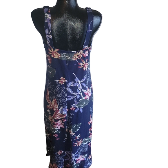 BB Collection Navy Floral Sleeveless Maxi Dress - Picture 6 of 6